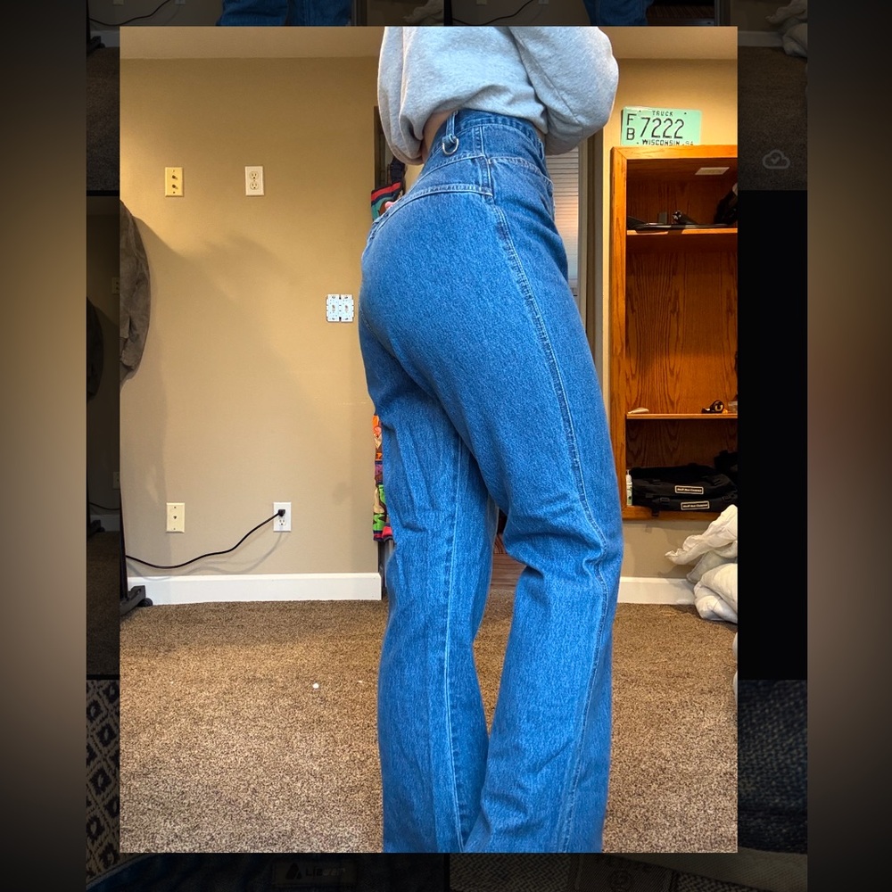 Vintage Faded Glory High-waisted, wide-leg blue denim jeans